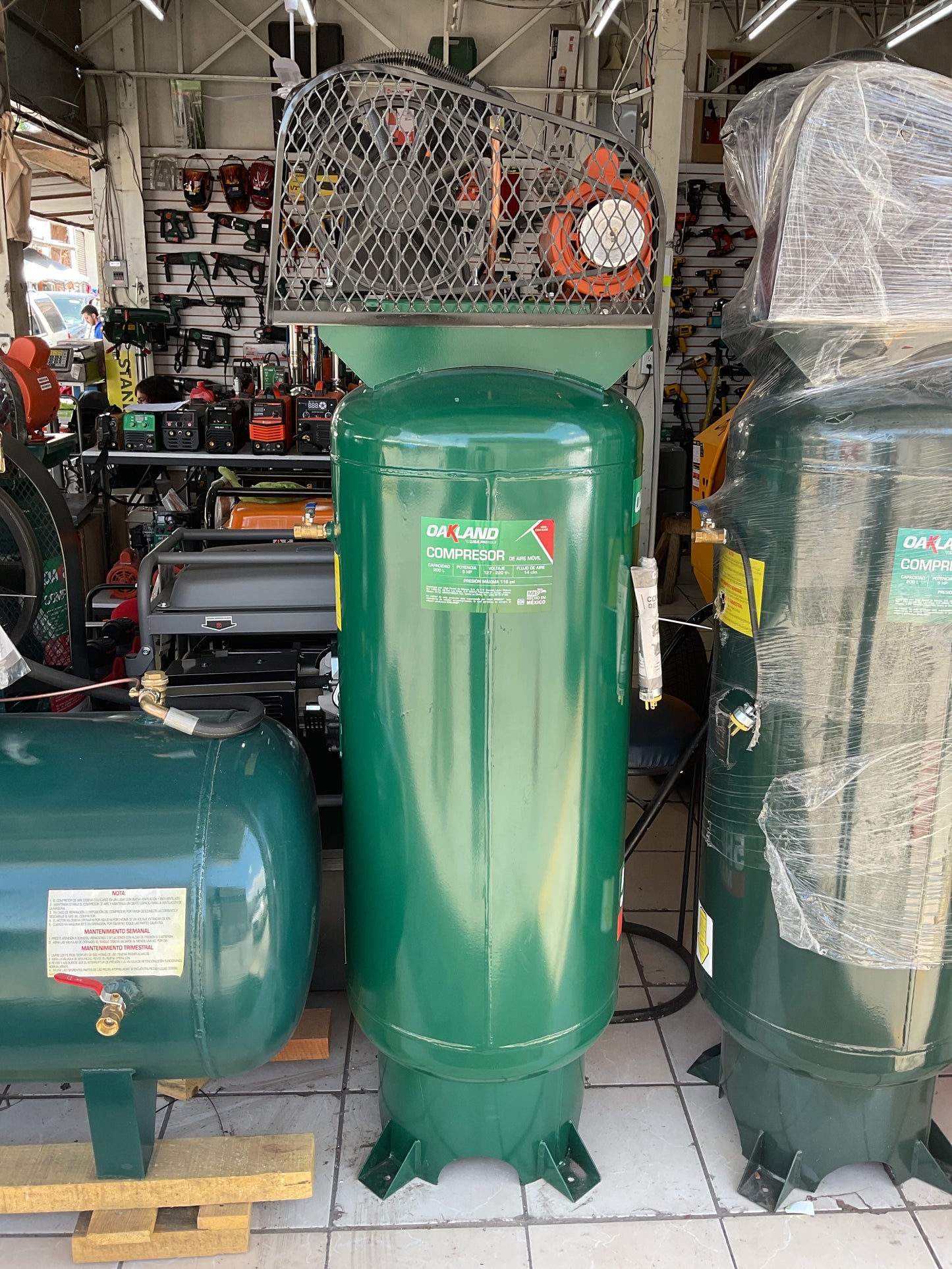 Compresor de 60gal 3HP OAKLAND
