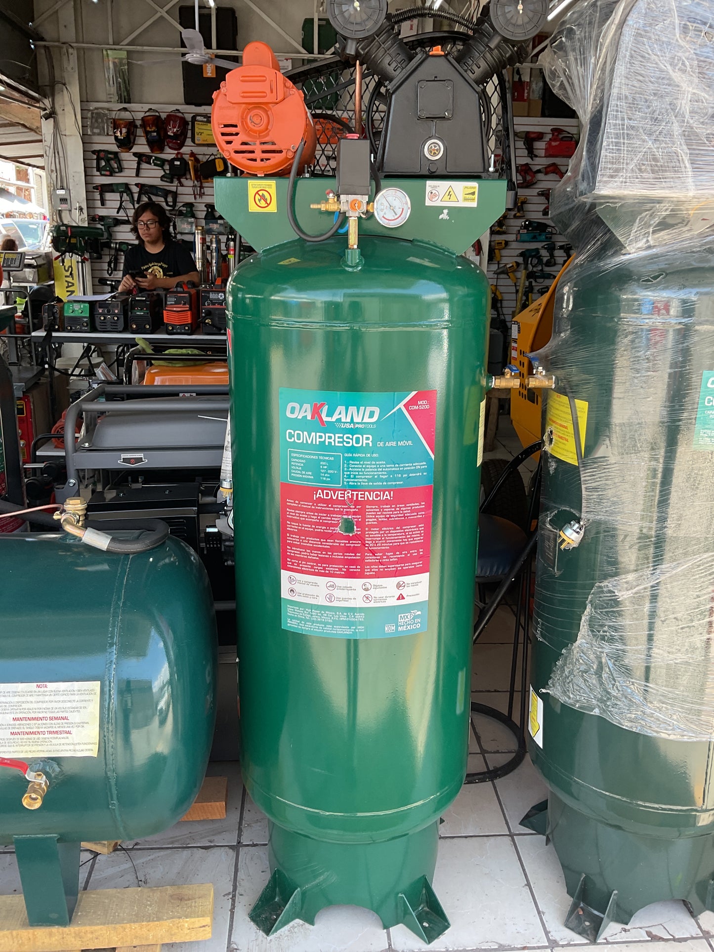 Compresor de 60gal 3HP OAKLAND